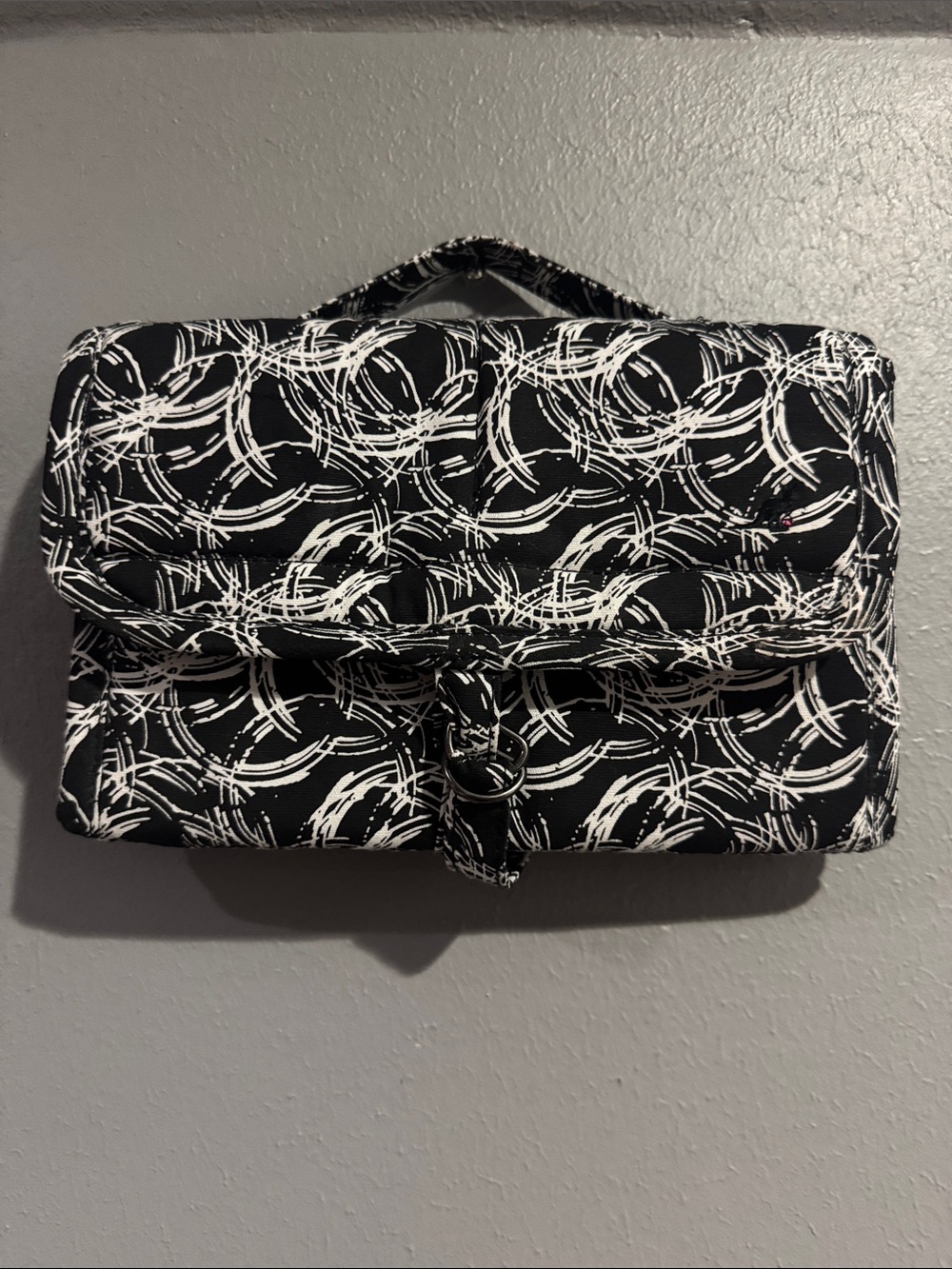 Pouchee Black and White Printed Jewelry Case with Hanging Feature
